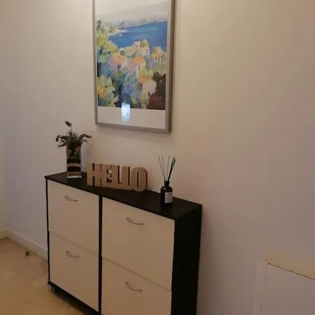 Avec Piscine De Copropriete Apartament