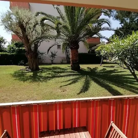 Avec Piscine De Copropriete Apartament Antibes